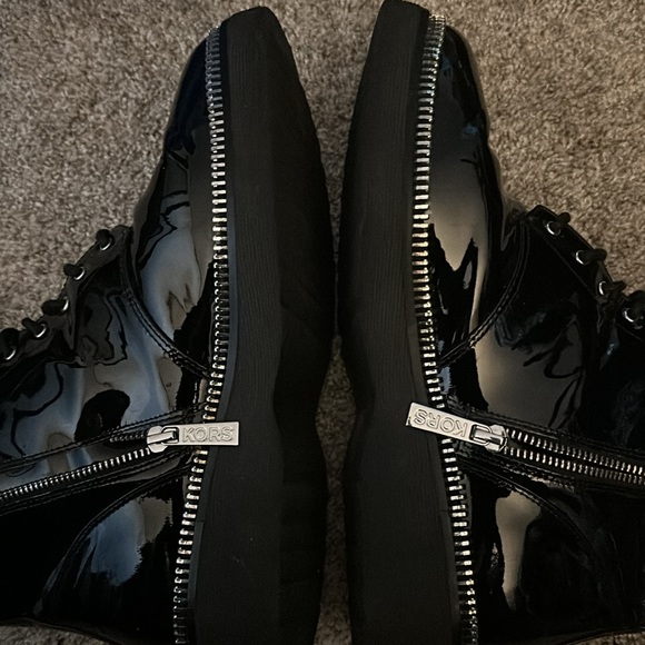 Michael kors boots - Picture 6 of 6